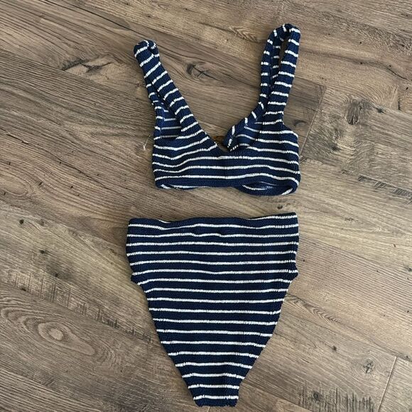 Hunza G Bonnie Stripe Bikini Swim Set Navy White One Size - Picture 5 of 6